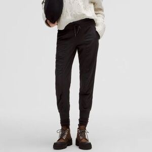 Lululemon Dance Studio Mid-Rise Jogger 7/8 Size 4